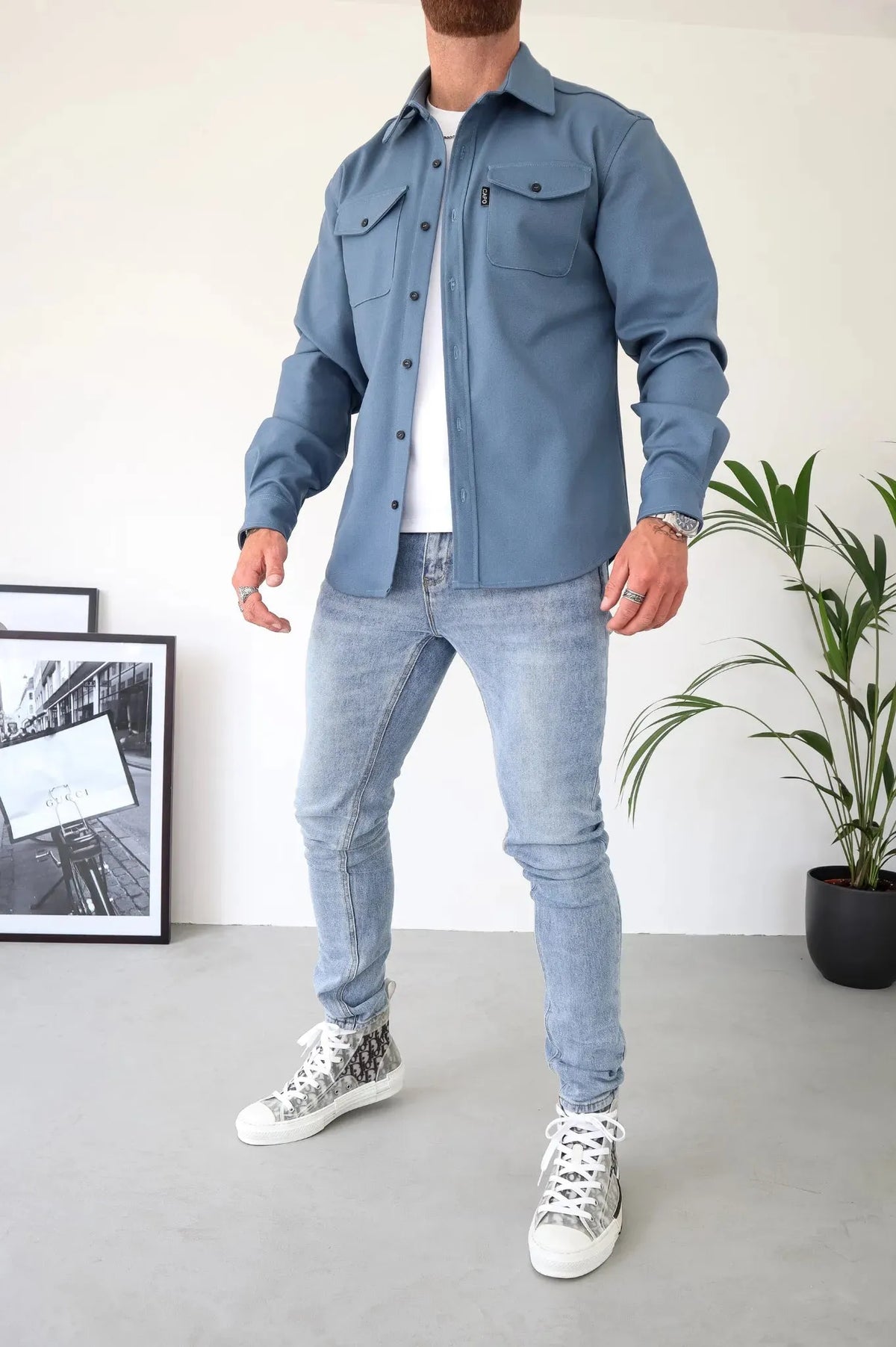 Herrenjacke mit Kragen und Knopfleiste