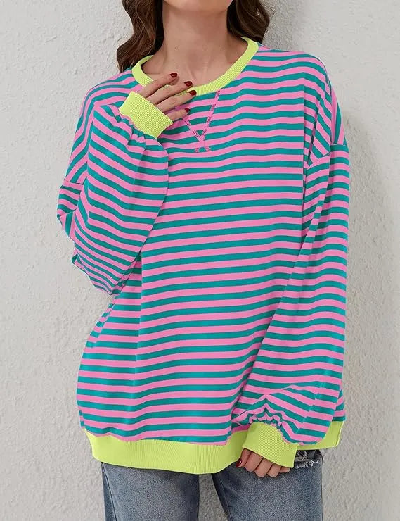 ÃœbergroÃŸer und gestreifter Pullover fÃ¼r Damen