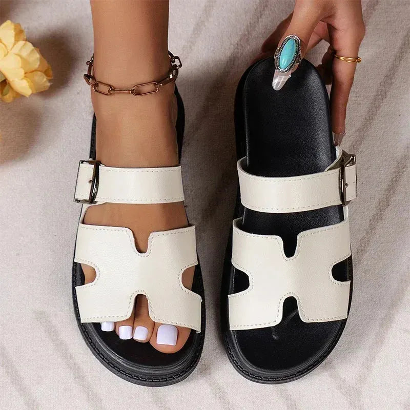 Sommerliche Slingback-Sandalen mit Rom Ausstrahlung