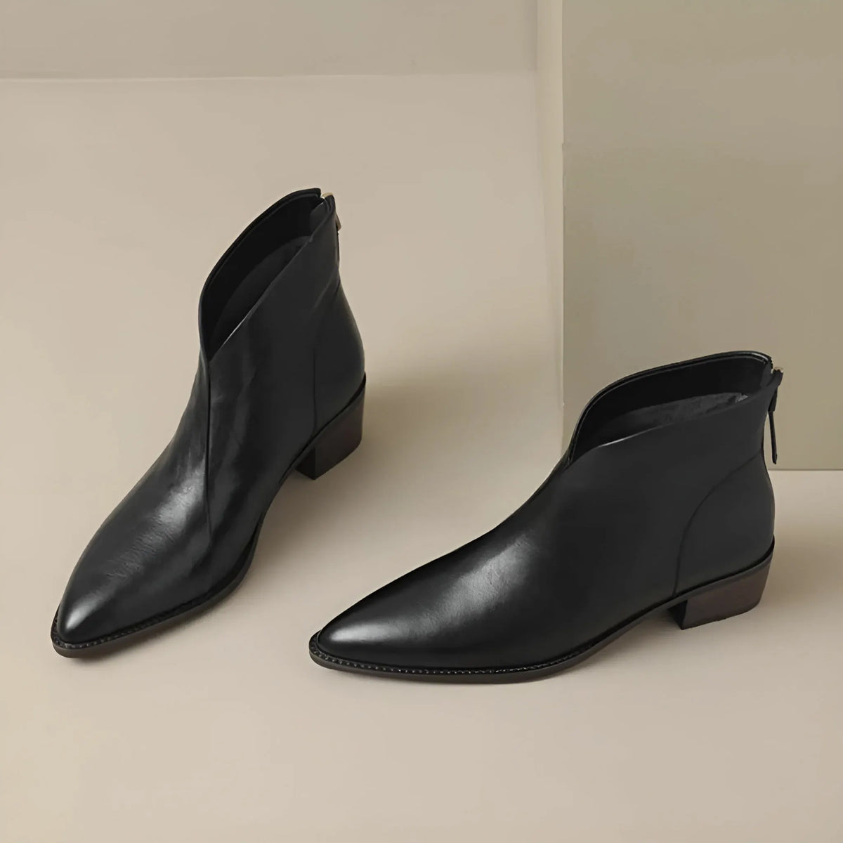 Dames Enkellaarsjes van Leer Met Rits & Blokhak – Elegant, Comfortabel & Stabiel