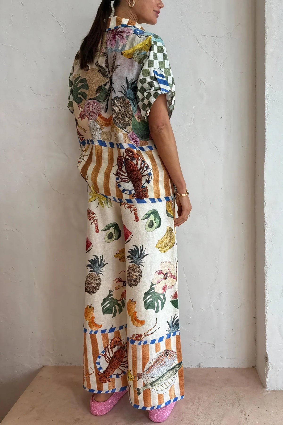 Tropischer Anzug mit Patchwork-Design