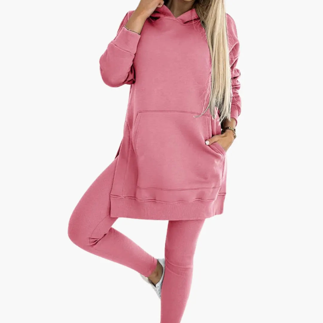 Womenâ€™s two-piece set with hood and leggings