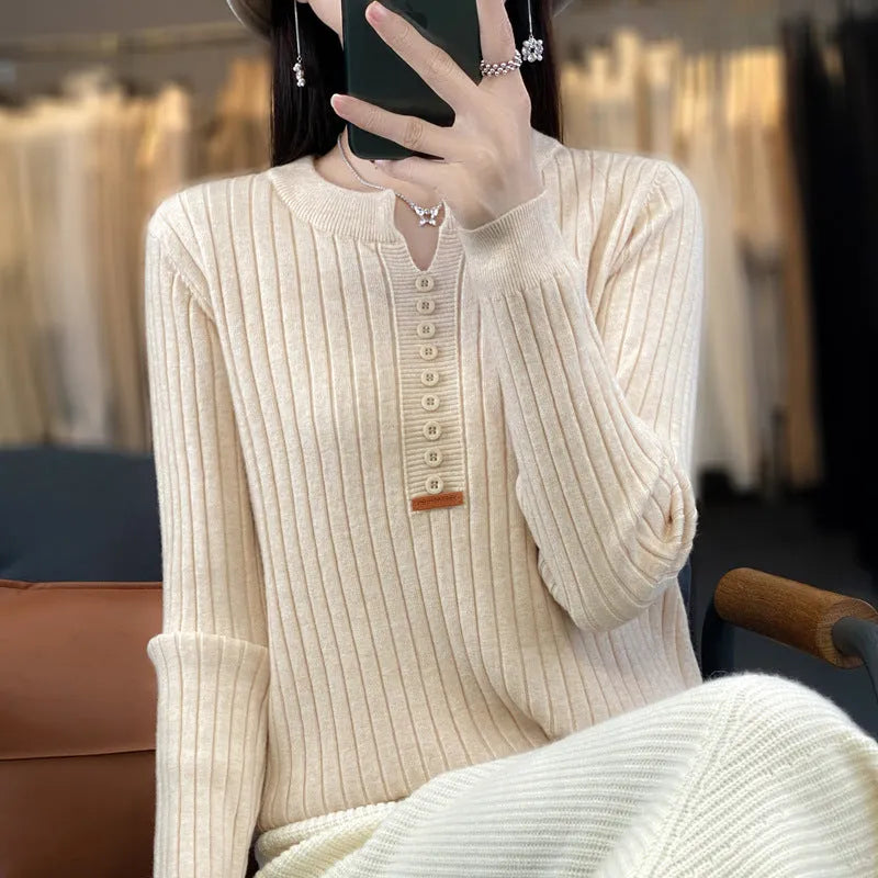 Rene | Strikket pullover med V-hals