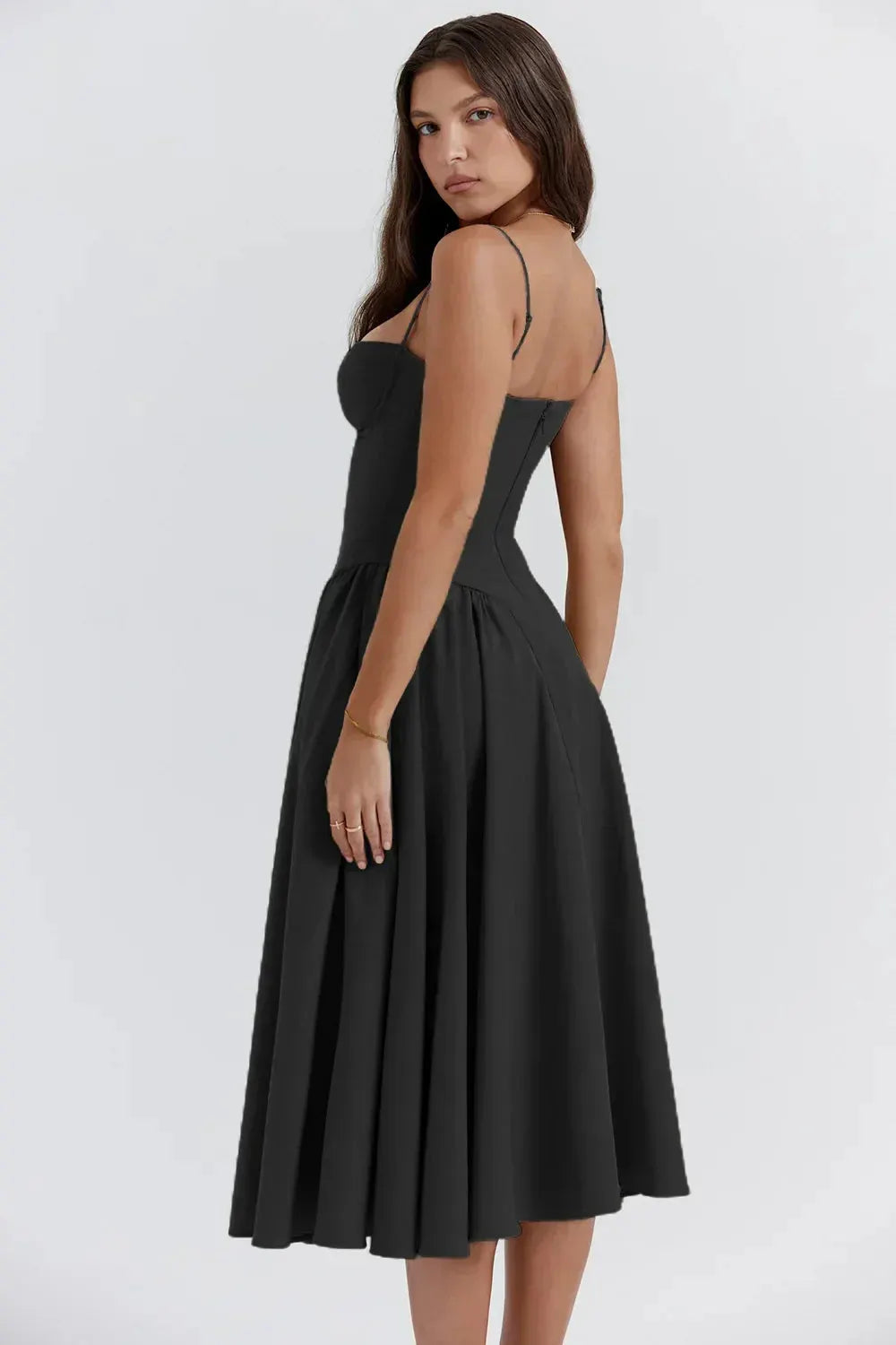 Midi-Kleid mit Spaghettiträgern & plissiertem Rock