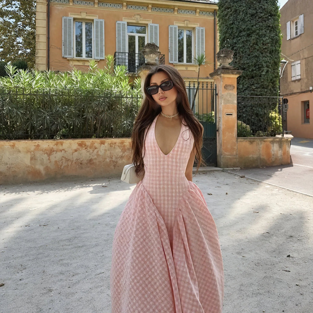 Gingham Plisseekleid – Rosa V-Ausschnitt