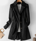 ELEGANTER UND LÃ„SSIGER WINDBREAKER