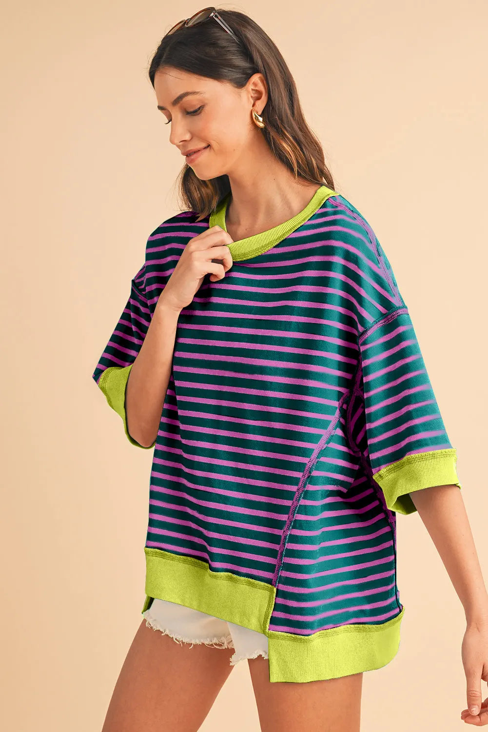 ISA | Gestreept Loose Fit T-Shirt Voor Dames Met Contrast Trim En Wijde Mouwen – Comfortabel, Casual, Stijlvol