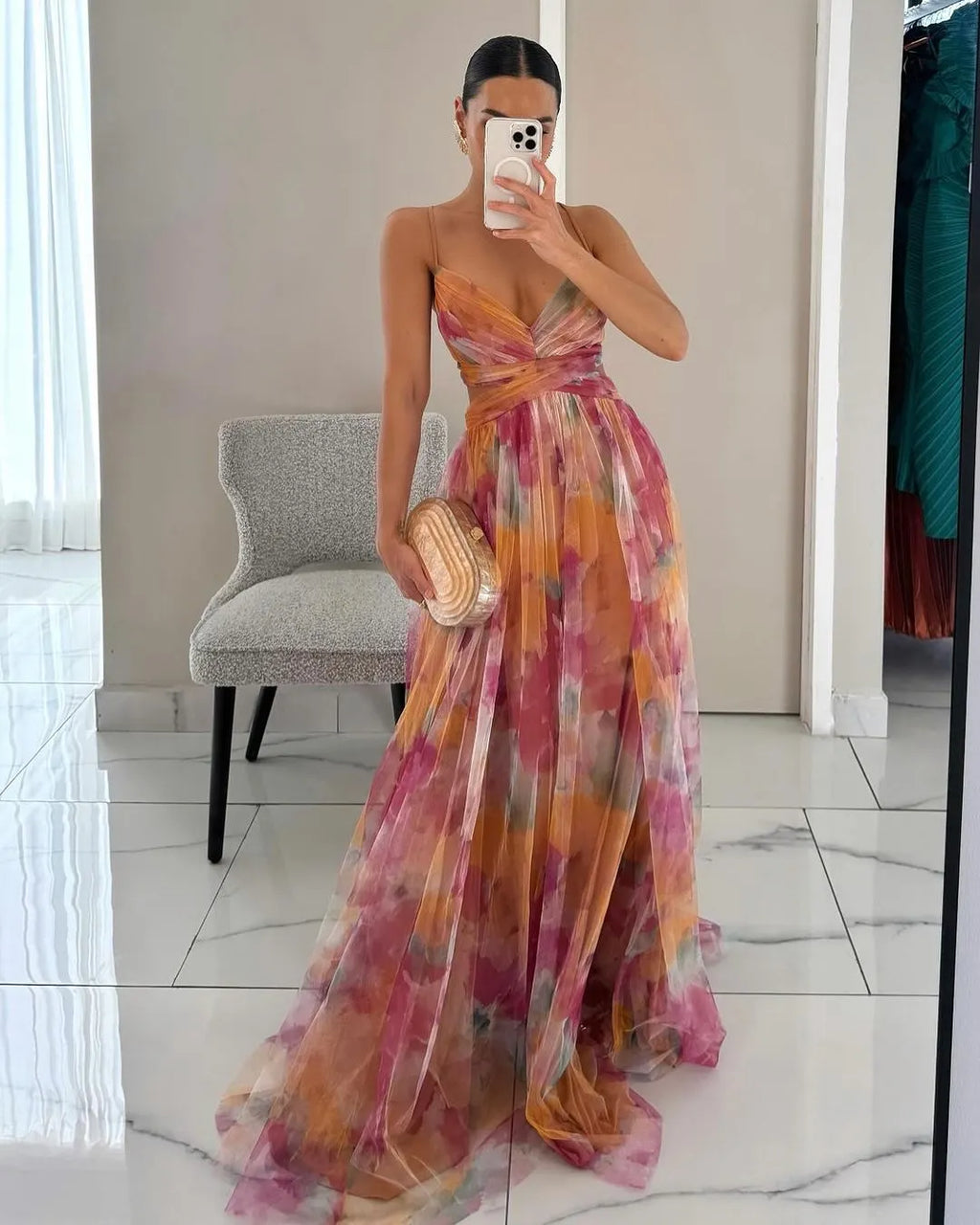 Elegante Maxikleid Im SchÃ¶nem Blumenmuster