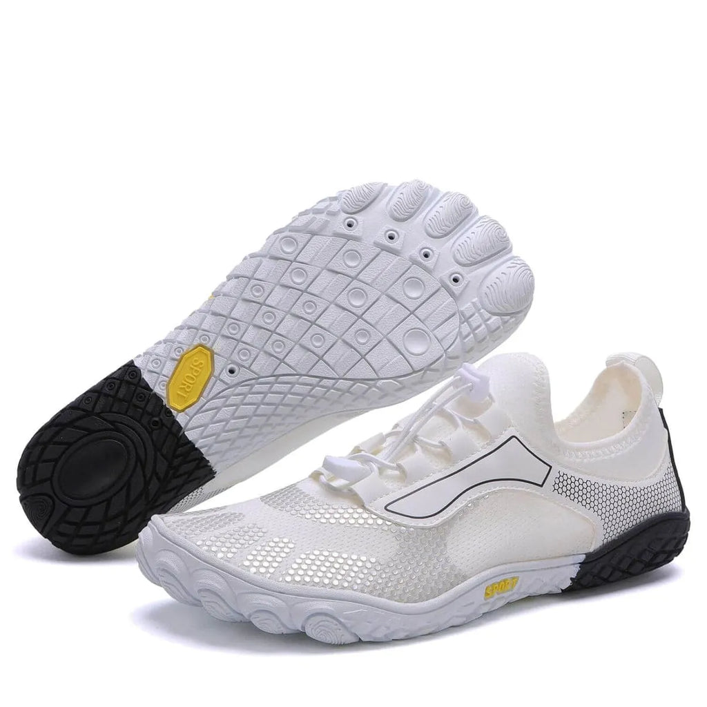 Barfußschuhe mit rutschfester Schutz.