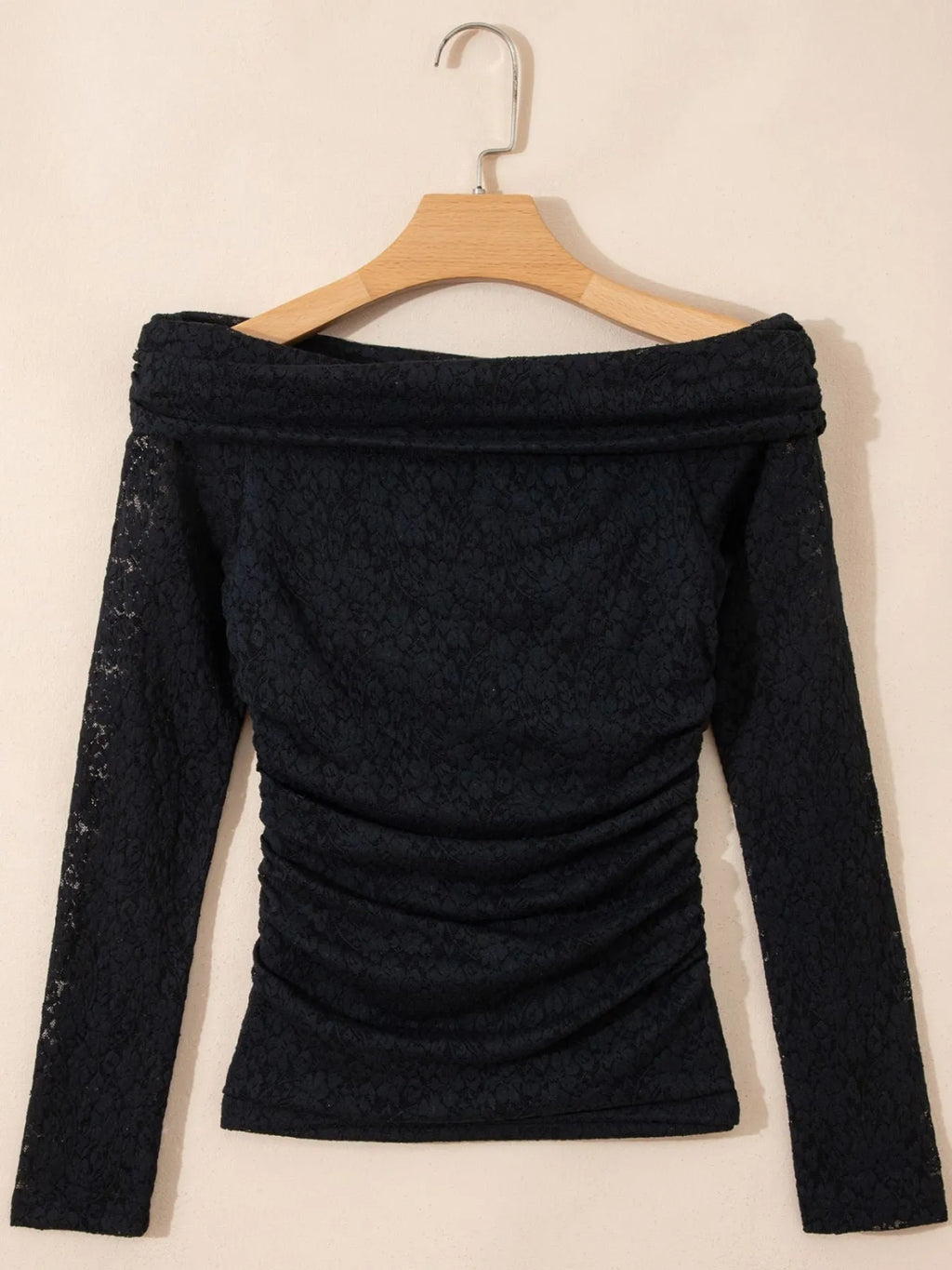 Floral Lace Off-shoulder Long Sleeve Slim Top