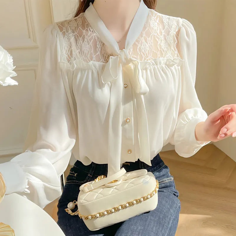 Long-sleeved chiffon shirt with a bow