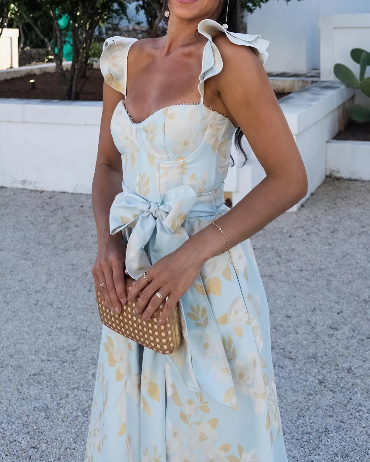 Midi-Kleid mit Blumenprint – Ärmellos & Schleifendetail