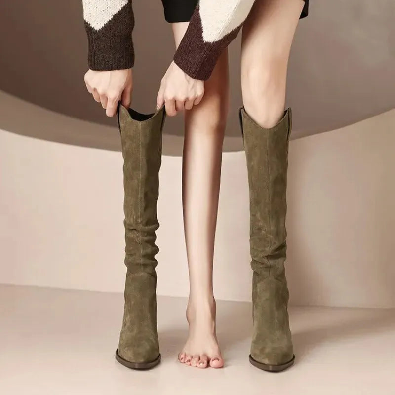 - Vintage-Stiefel aus Wildleder mit RÃ¼schen