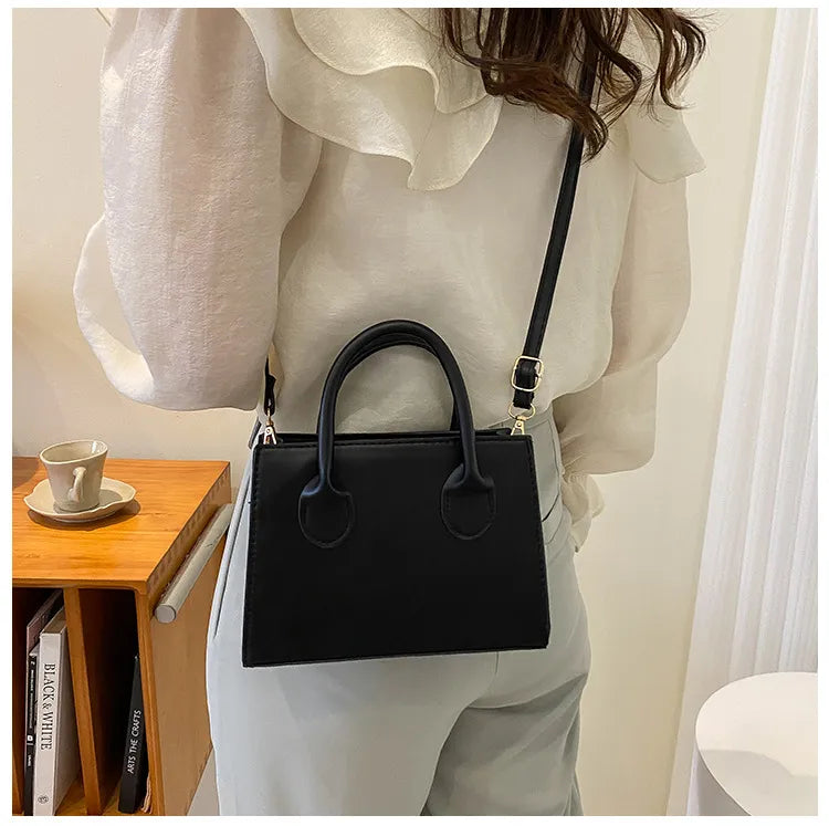 NOOR | Compacte Strakke Dames Tas - Elegant, Tijdloos & Modieus