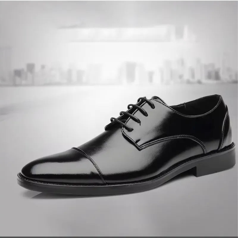 LuxuriÃ¶se Leder Herrenschuhe Mit SchnÃ¼rung Und Polierter OberflÃ¤che
