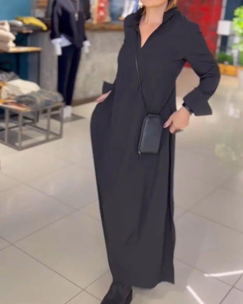 langes Kleid mit Seitenschlitz