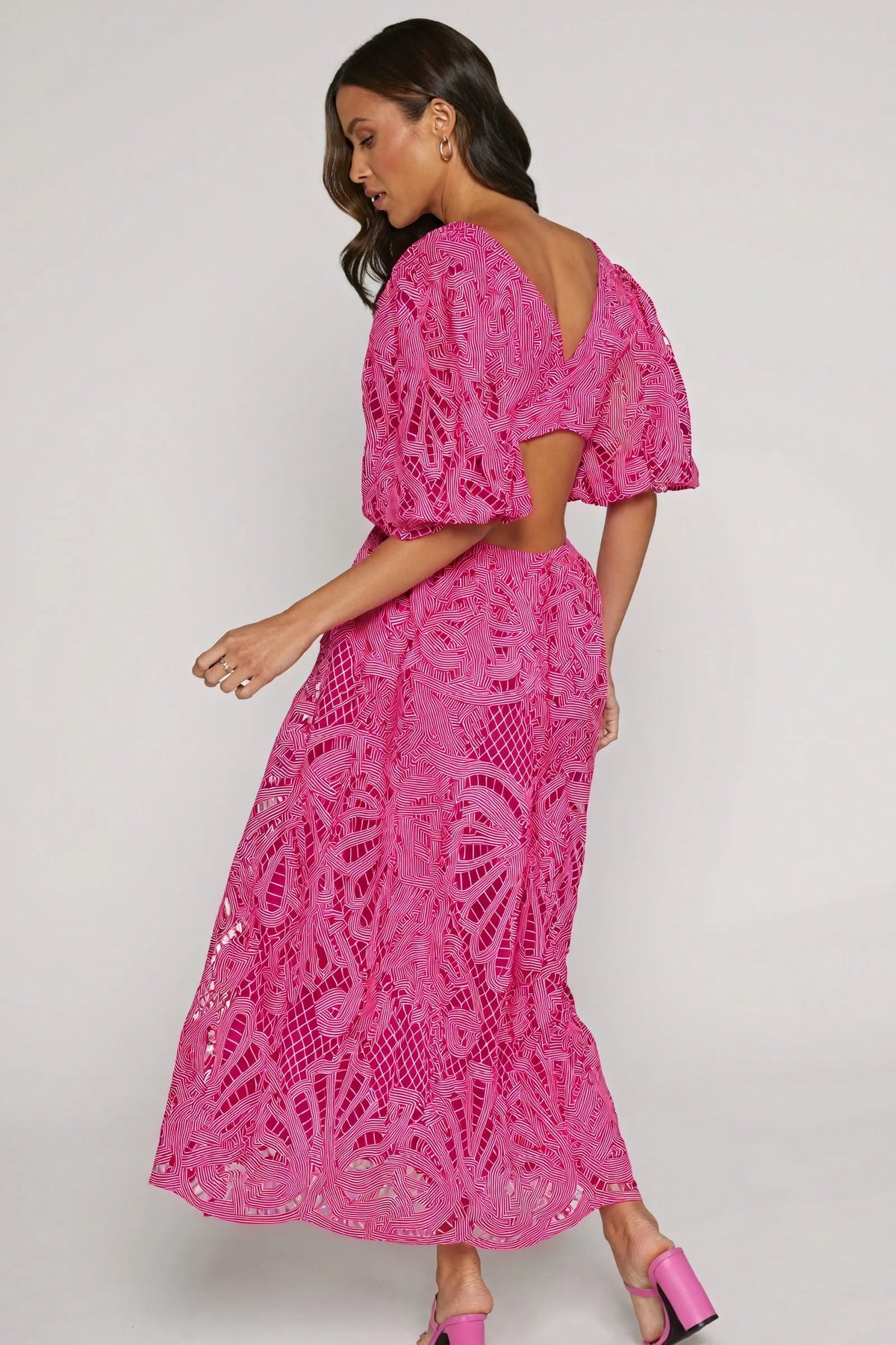 Elegantes Kleid mit zarten Details