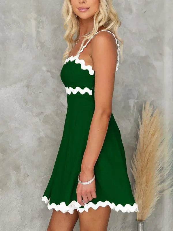 NAOMI | Zomerse flared Jurk met Klassieke Biezen