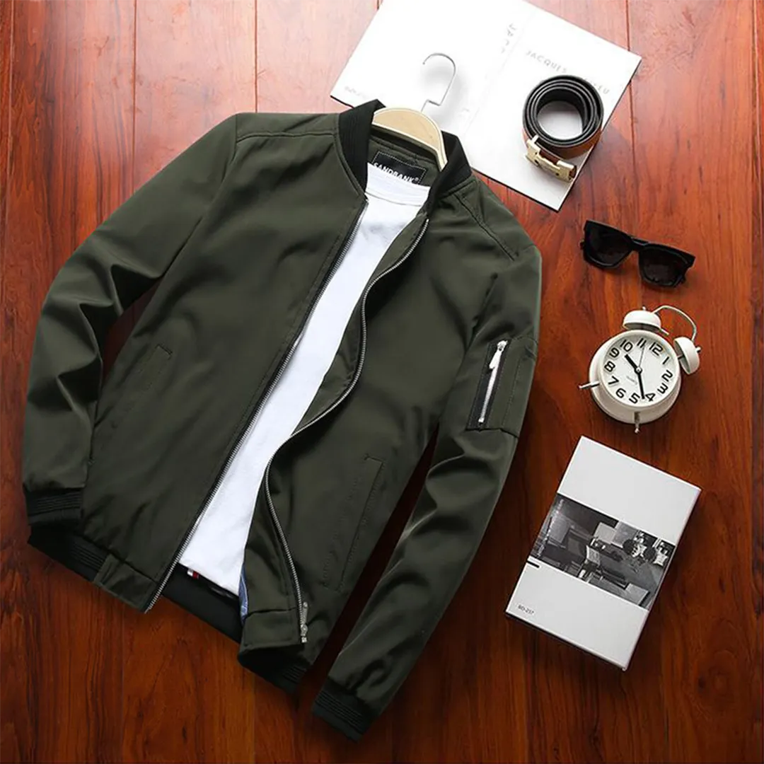 Stylische Und Kurze Sommerjacke Für Männer