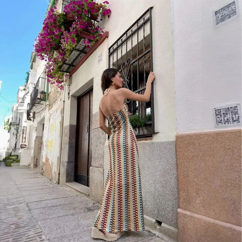 FlieÃŸendes Kleid mit offenem RÃ¼cken