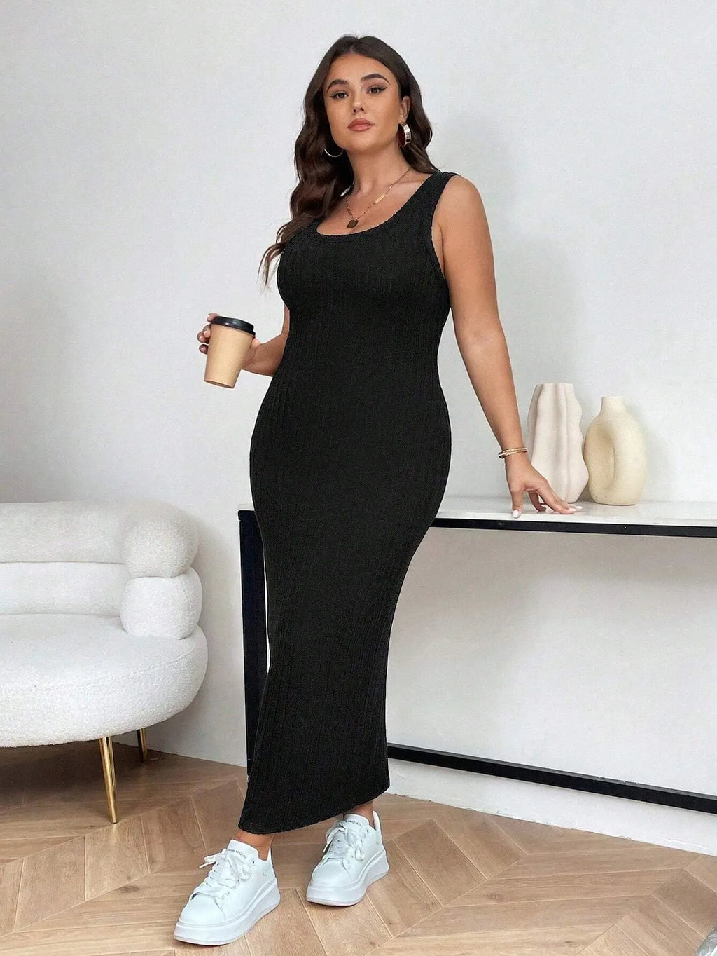 Vestido Midi Preto Isabella
