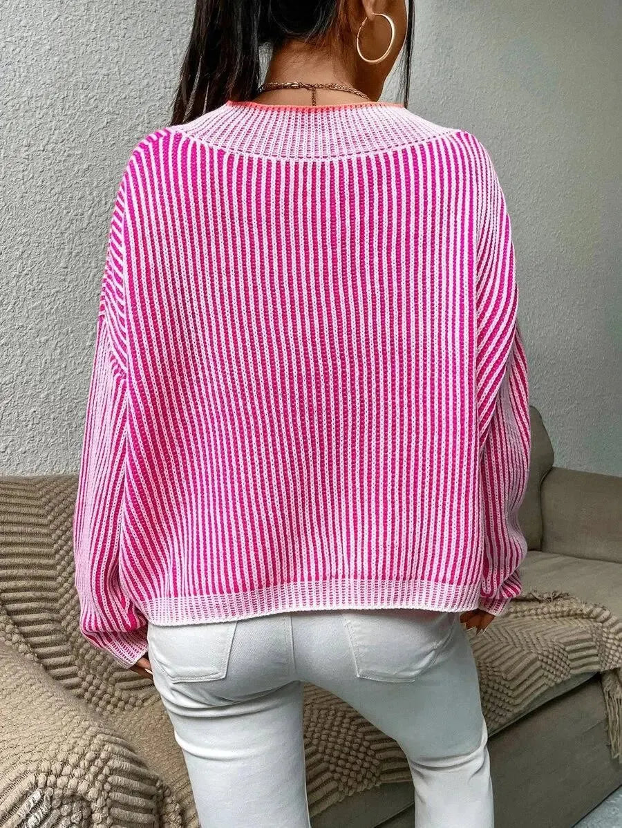 AYUMI | Comfortabele Dames Trui met Streeppatroon & V Hals Design