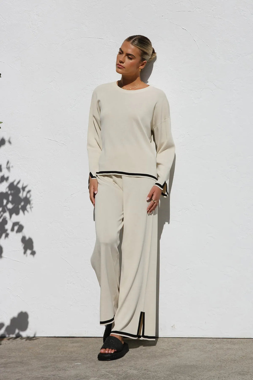 Kuscheliger Strickanzug mit Weitem Bein