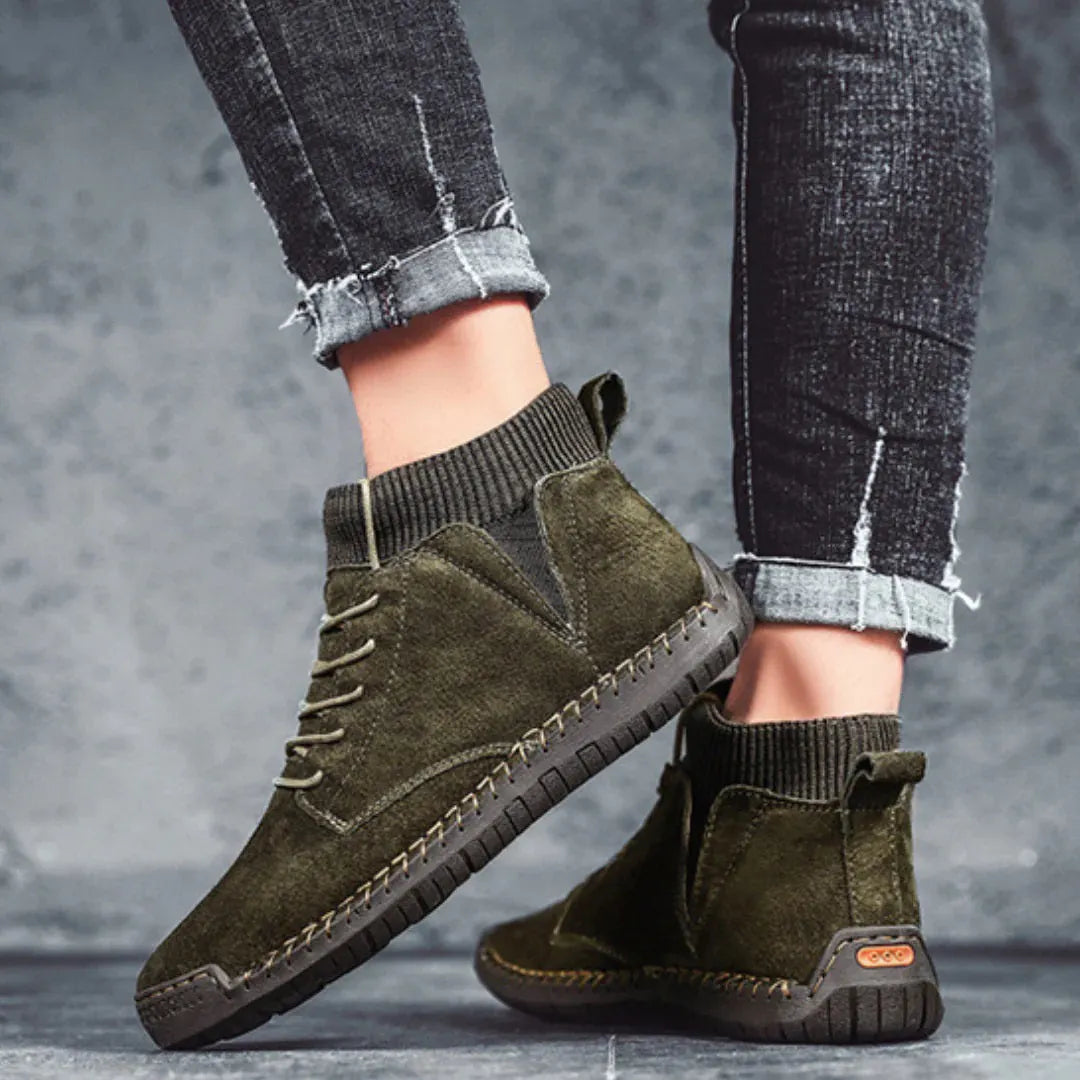 - Klassische Herrenstiefel