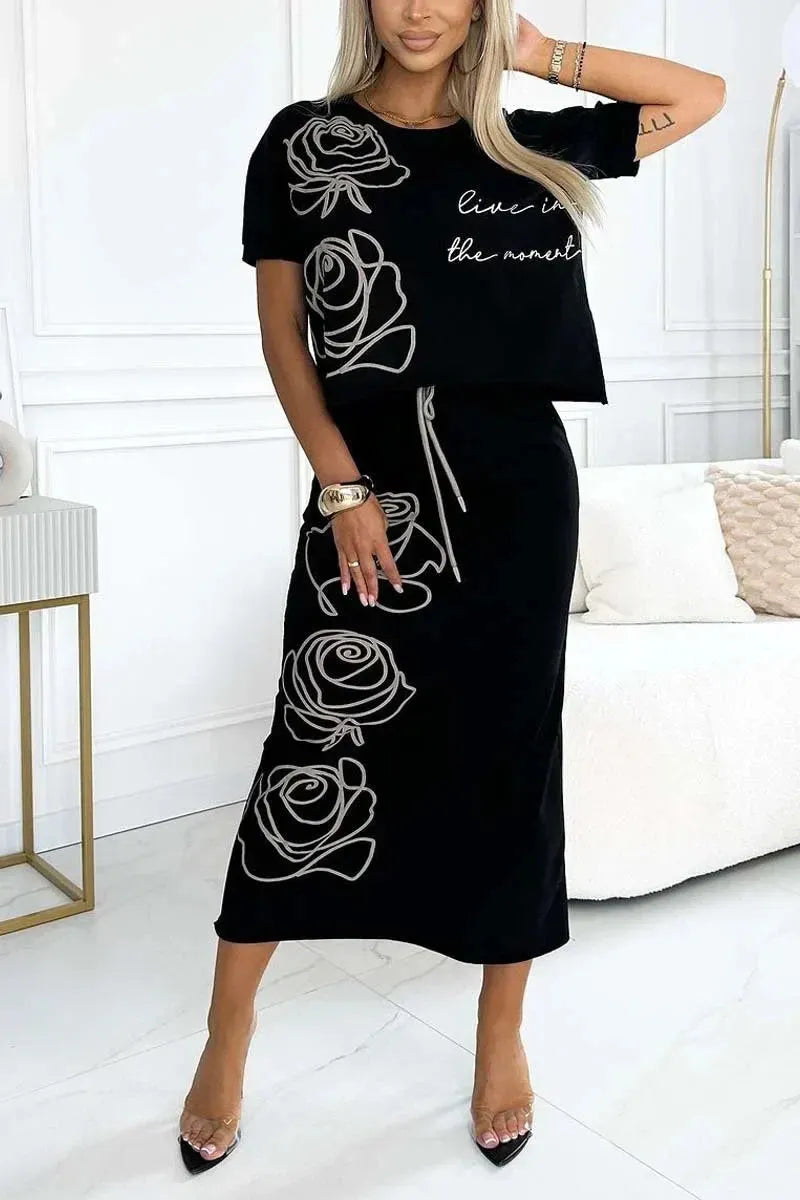 Elegantes Zweiteiler Satz Mit Blumenmuster Für Damen
