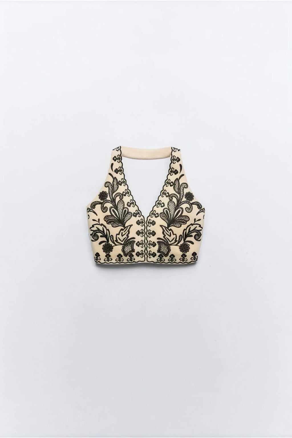 Sommerliches Top mit Stickerei