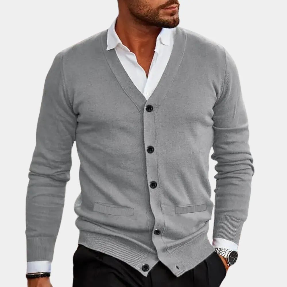 LuxuriÃ¶se Herrenstrickjacke mit KnÃ¶pfen
