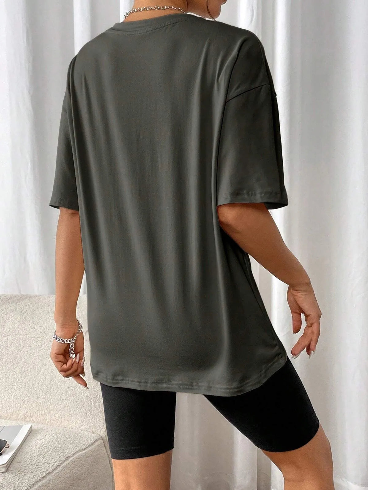 Stylish Oversized Women's T-shirt With Print