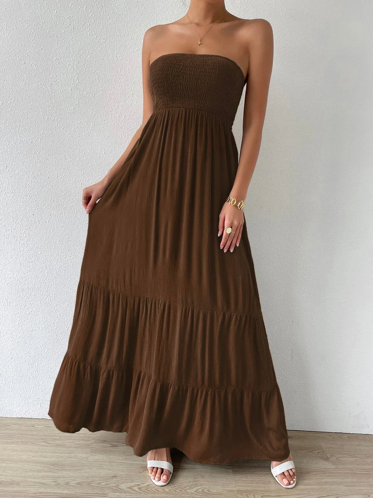 Vestido Feminino Longo Com Babado Liso Marrom