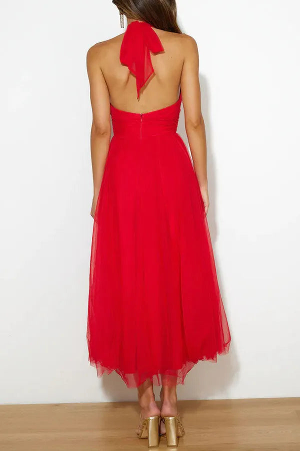 Feminines Sommerkleid mit flieÃŸendem Rock & eleganter Silhouette