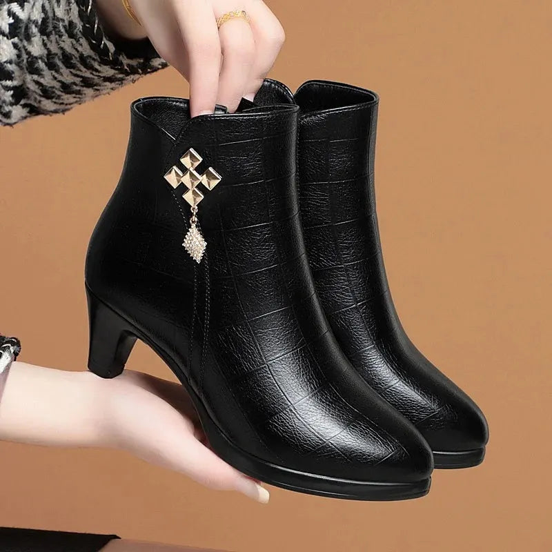 Alina | Stilvolle rutschfeste Stiefeletten für täglichen Komfort