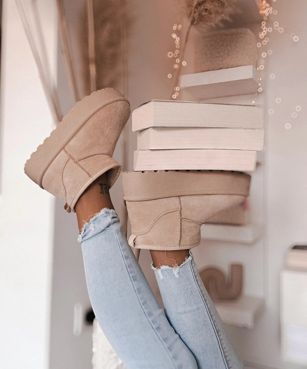 Beige Boots Dames – Warm, Gevoerd, Comfortabel & Modieus