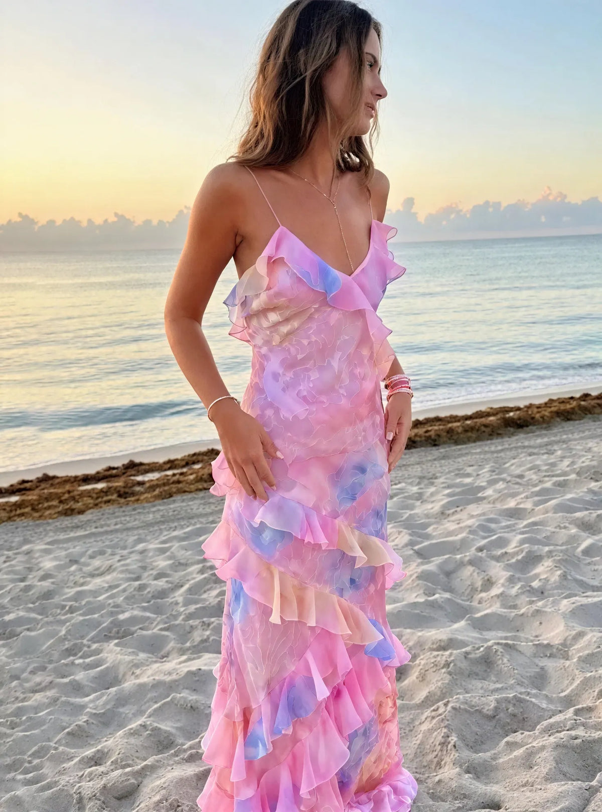 Fließendes Sommerkleid – Spaghettiträger & Rüschen