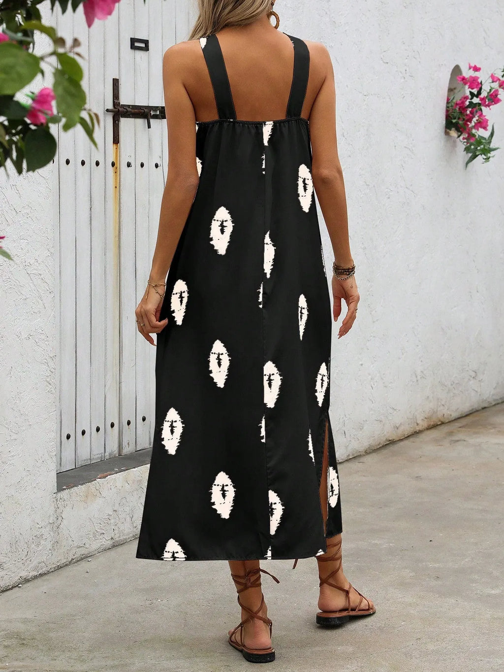 Vestido Longo Estampa GeomÃ©trica Decote Halte HÃ©dena