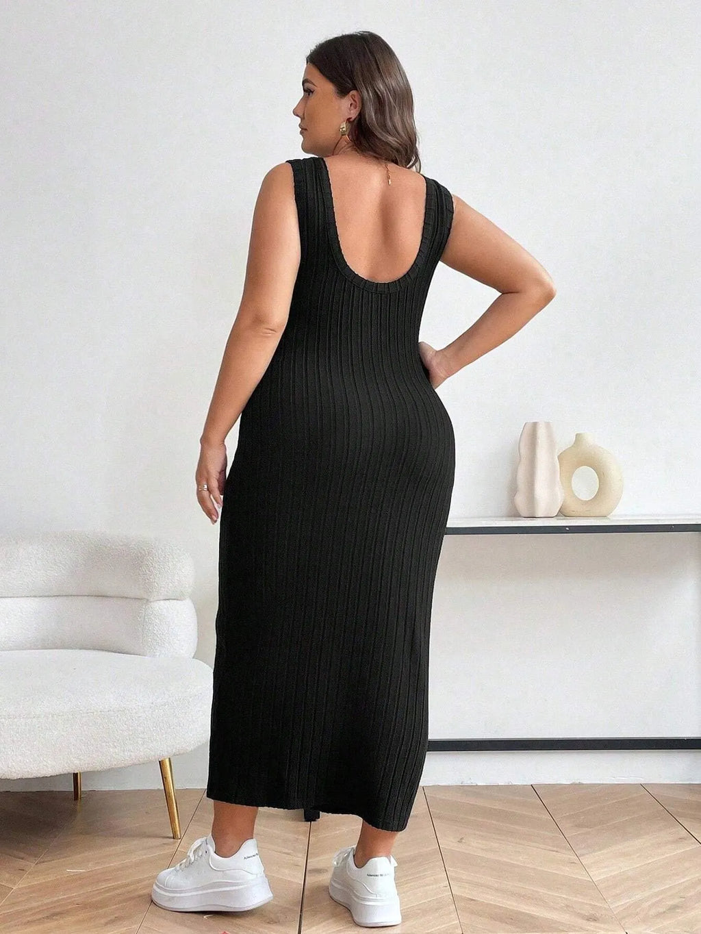 Vestido Midi Preto Isabella
