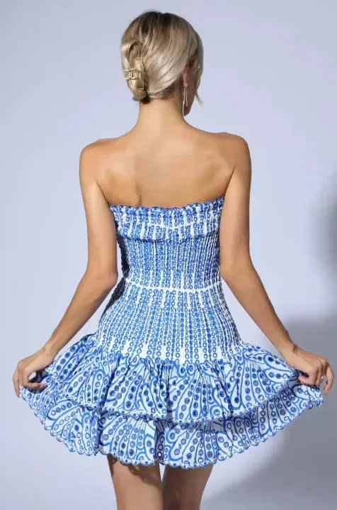 DOLCE | Strapless Zomerjurk Met Borduursel in Blauw â€“ Elegant, Luchtig & Verfijnd!