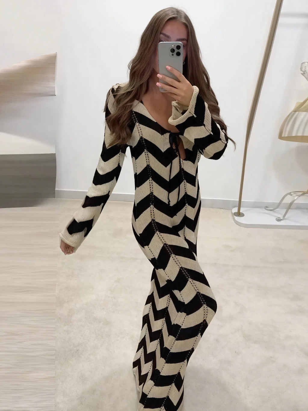 Strickkleid mit Chevron-Muster – Langarm