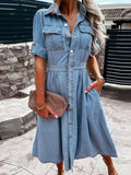 geschnittenes Damen-Jeanskleid mit Revers