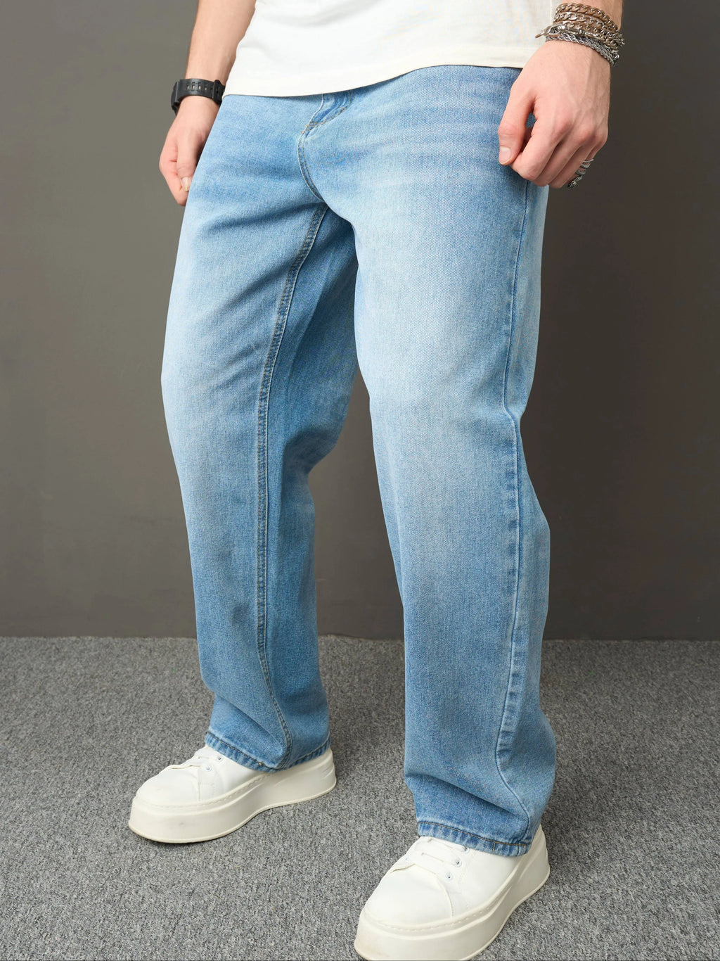 Bequeme Herrenjeans Mit Lockerer Passform