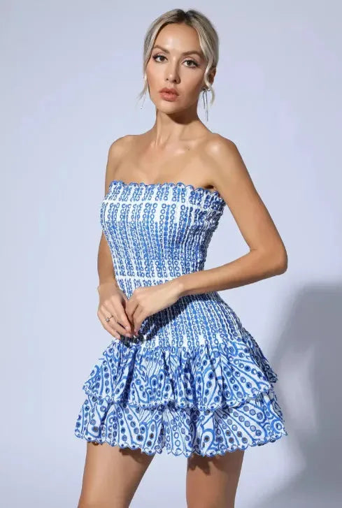 DOLCE | Strapless Zomerjurk Met Borduursel in Blauw â€“ Elegant, Luchtig & Verfijnd!