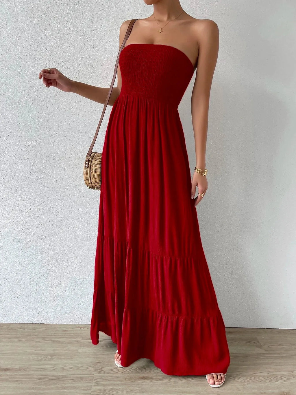 Vestido Feminino Longo Com Babado Liso Vermelho