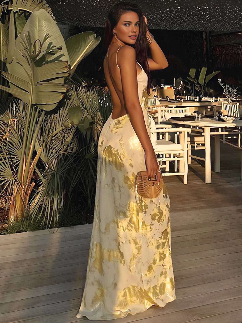 Fließendes Kleid mit zarten Trägern