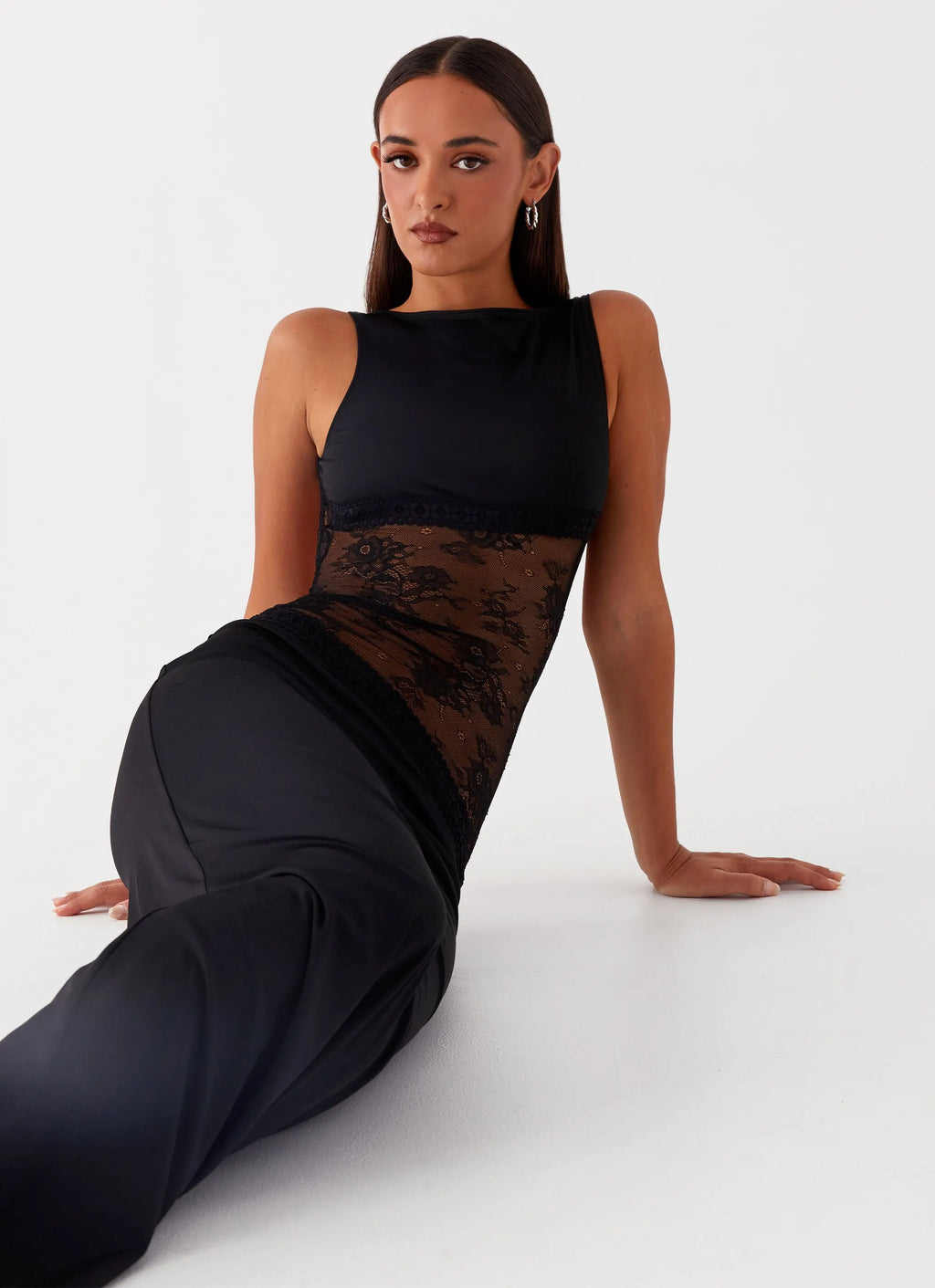 Ärmelloses Maxikleid mit exquisitem Spitzenpanel