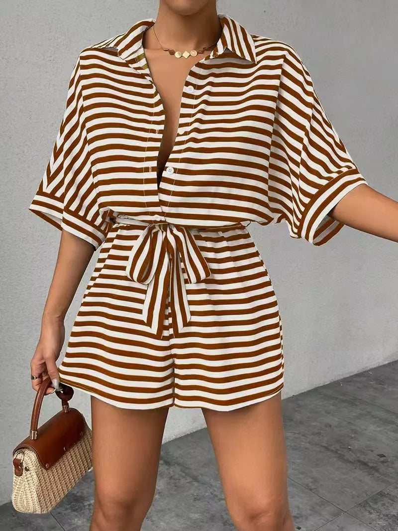 Combinaison short col Ã  revers style cardigan rayÃ©e