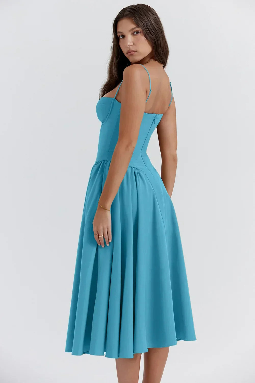 Midi-Kleid mit Spaghettiträgern & plissiertem Rock