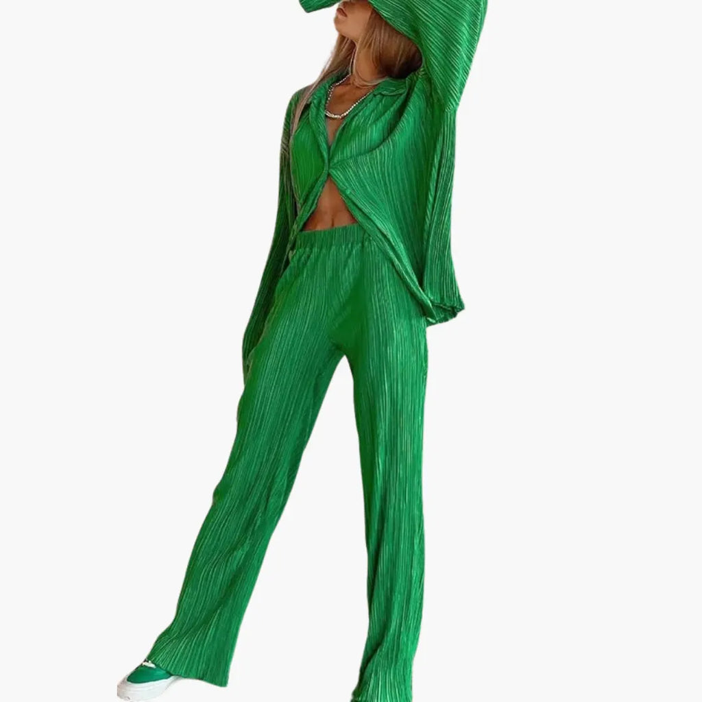 Womenâ€™s two-piece set with pleated top and trousers